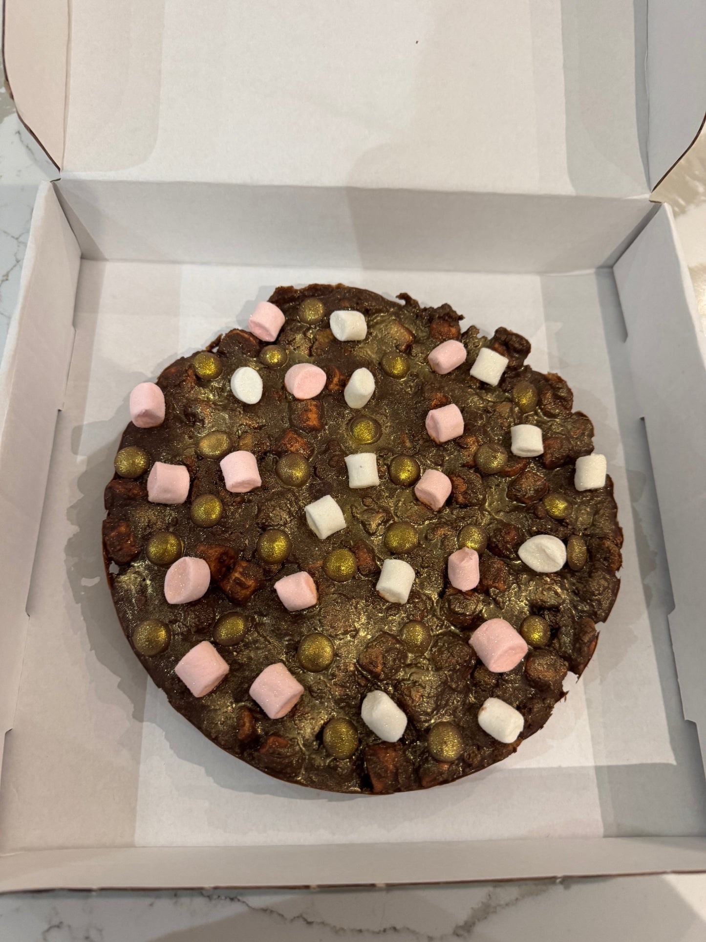 Sugarplumpenguins bakery. Pizza Rocky Road : original